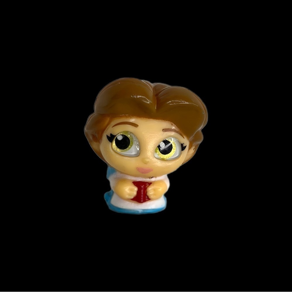 Disney Doorables: Series 4 Figurine – Beauty and the Beast – Belle